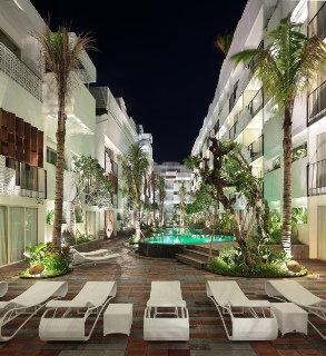 Prani Legian Hotel Exterior photo